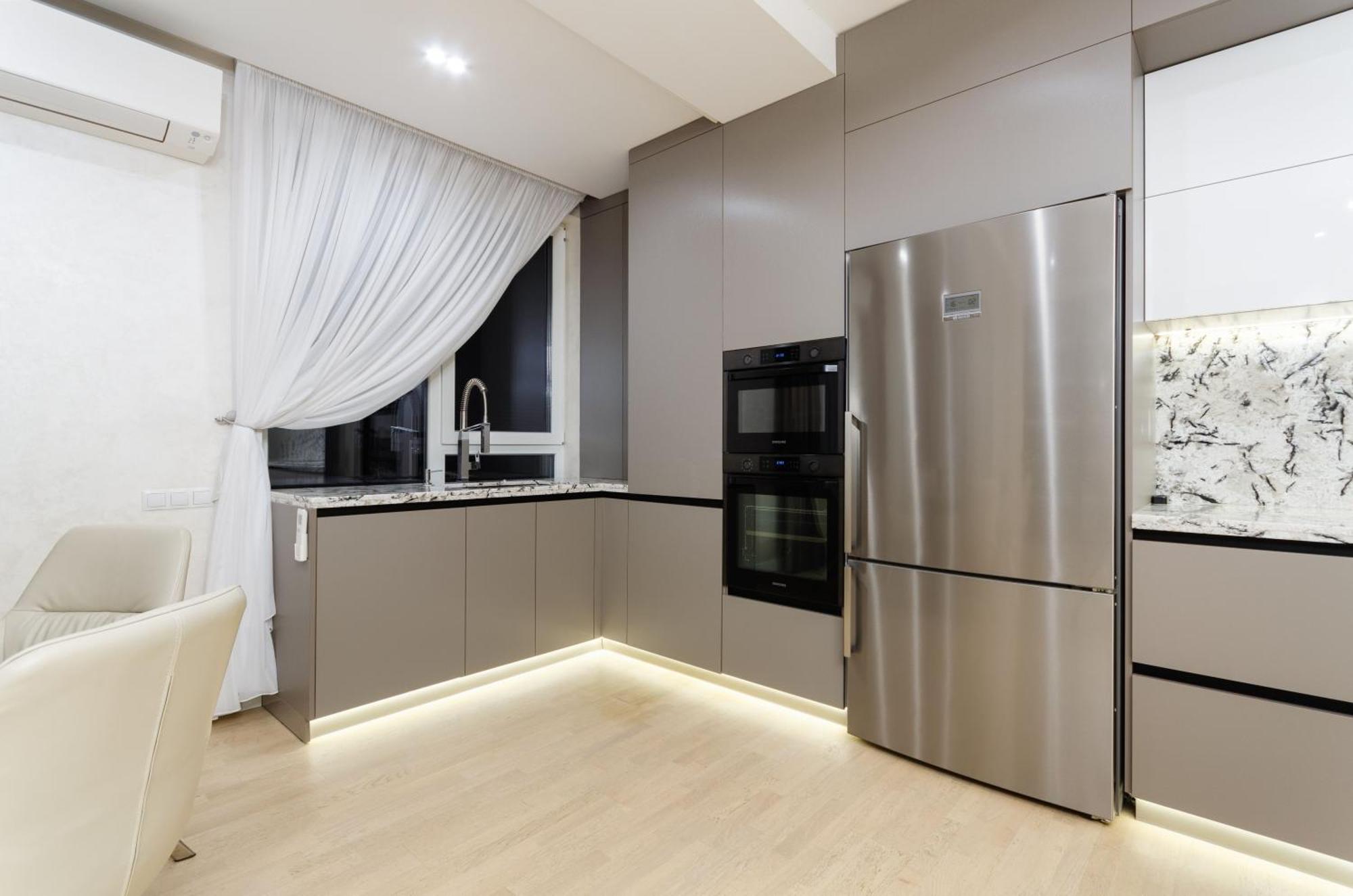 Luxury Apartment Close To The City Centre تشيسيناو المظهر الخارجي الصورة