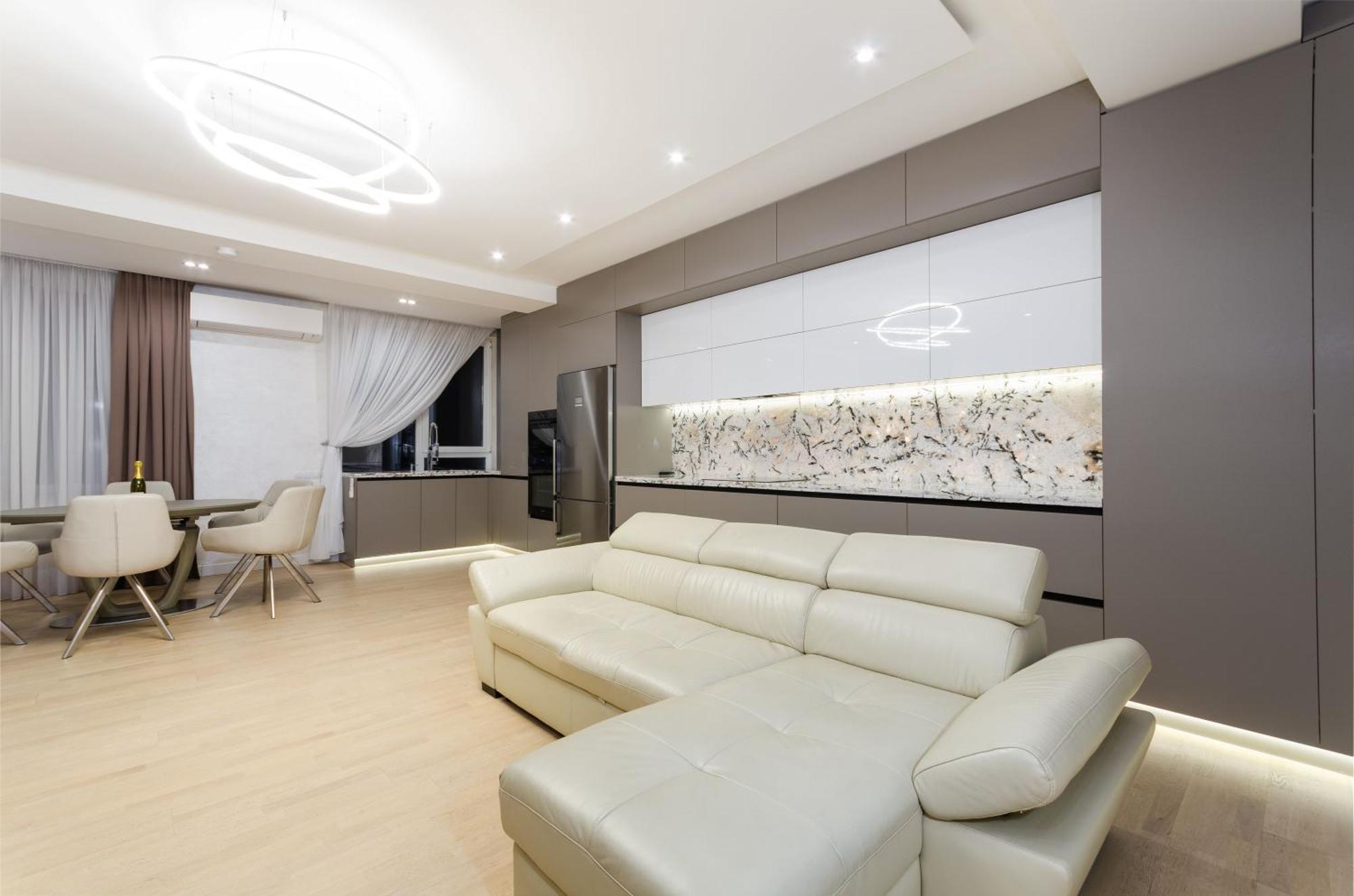 Luxury Apartment Close To The City Centre تشيسيناو المظهر الخارجي الصورة