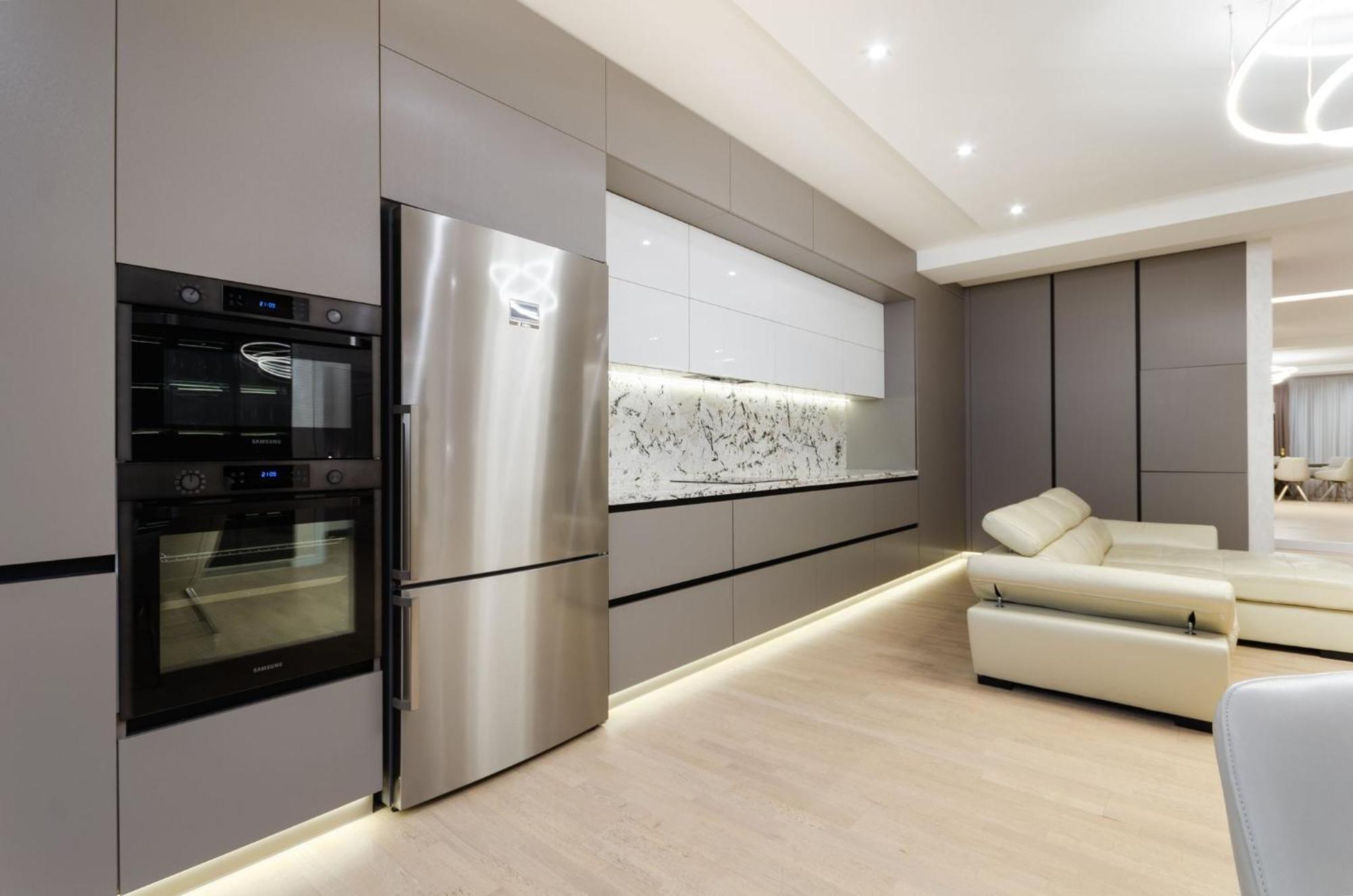 Luxury Apartment Close To The City Centre تشيسيناو المظهر الخارجي الصورة